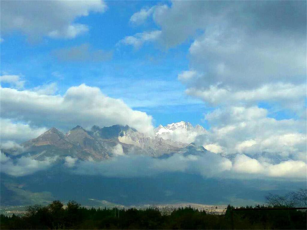 Lijiang Baisha Free Time Designed Hotel Esterno foto
