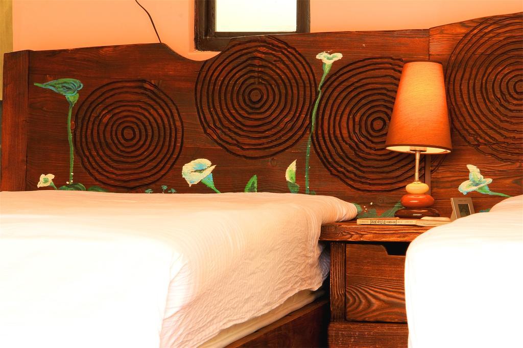 Lijiang Baisha Free Time Designed Hotel Esterno foto